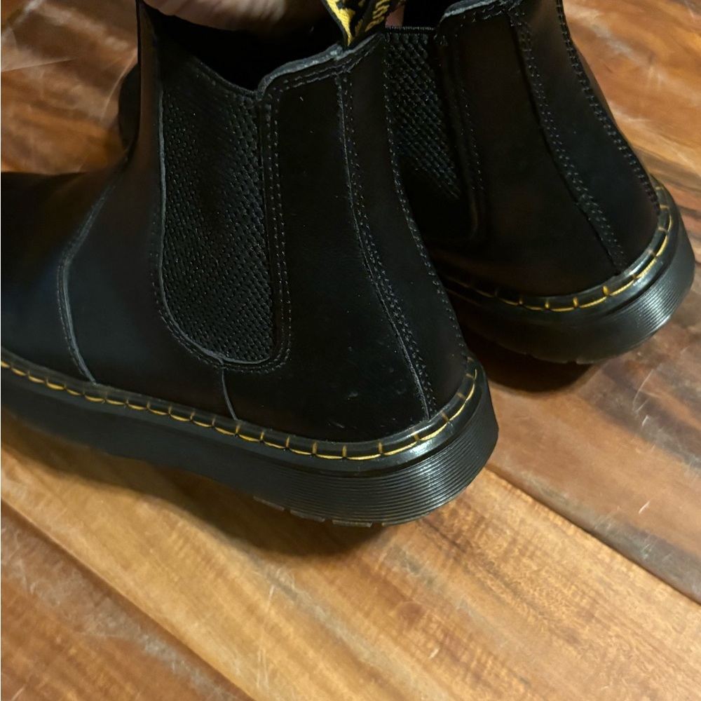 Dr. Martens‎ Black Leather Chelsea Boots Unisex US Women’s 6 / Men’s 5 (S3) - Picture 2 of 7
